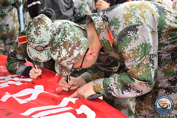 27506c9bc6fc4a51b7cb10e798c4de03.jpg 永利yl23411